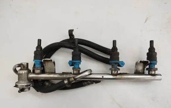 Fuel injectors set