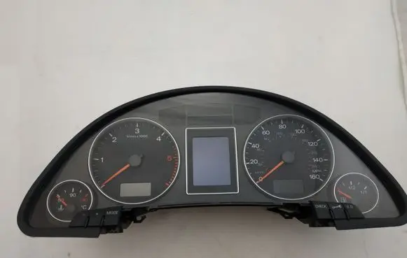 Audi A4 S4 B7 8E 8H Speedometer (instrument cluster) 8E0920951L