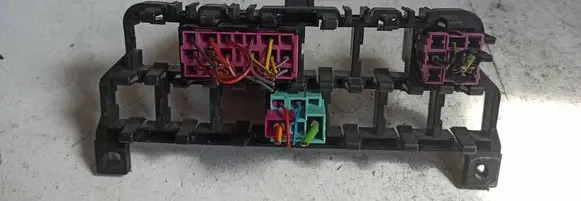 Audi A4 S4 B5 8D Other relay 125251