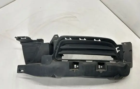 Dodge Charger Front fog light trim/grill 68226549AA