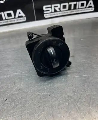 Mercedes-Benz Sprinter W906 Light switch A9065450504 ZGS002 330586