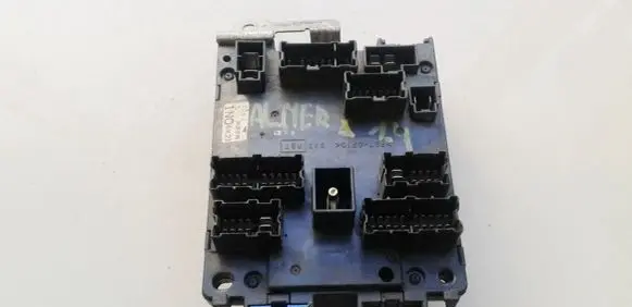 Nissan Almera Fuse box set 243501N000F