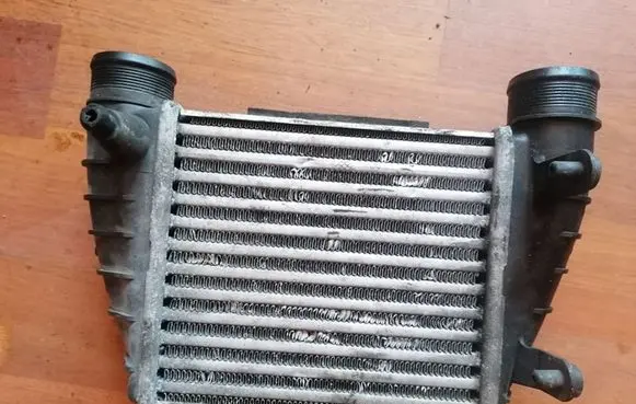 Audi A4 S4 B7 8E 8H Intercooler radiator 8E0146806Q