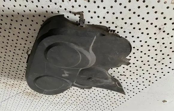 Volkswagen Touran I Rocker cam cover BWD010175