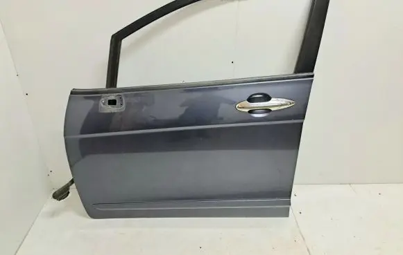 Honda FR-V Front door