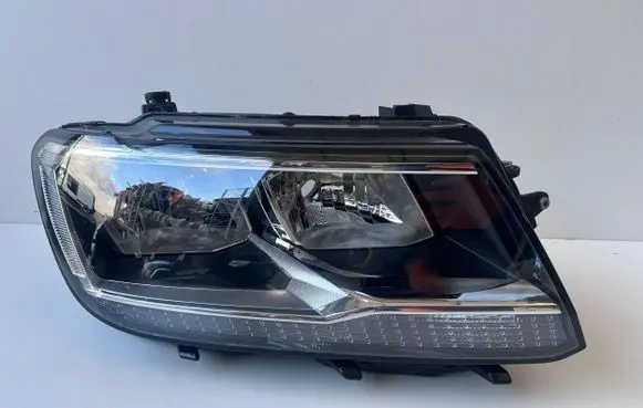 Volkswagen Tiguan Headlight/headlamp 5NB941006B