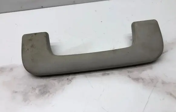 Audi A4 S4 B7 8E 8H Front interior roof grab handle 8E0857607