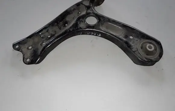 Volkswagen Polo V 6R Front lower control arm/wishbone 6RF407151B