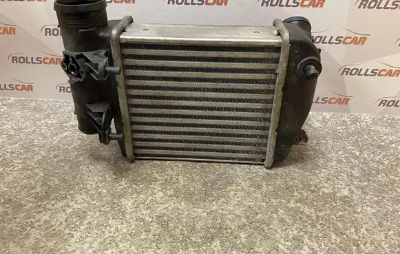 Audi A6 S6 C6 4F Intercooler air channel guide 4F0145805E
