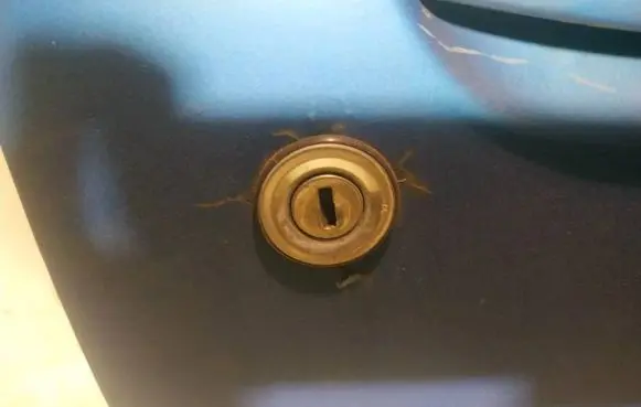 Fiat Punto (188) Front door lock (next to the handle) 