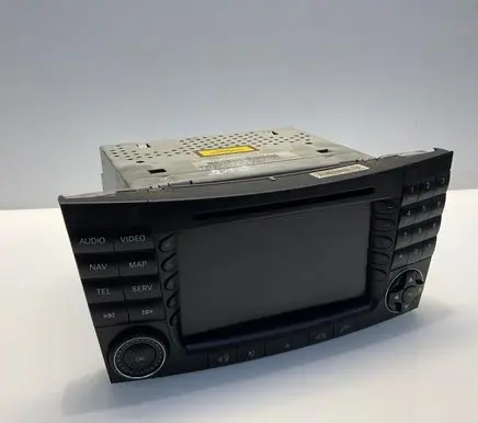 Mercedes-Benz CLS C219 Radio/CD/DVD/GPS head unit A2118203297 61224258 2118203297