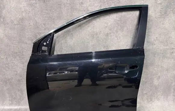 KIA Sportage Front door NULL