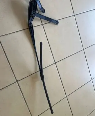 Mercedes-Benz C W205 Windshield/front glass wiper blade A2058240219 W000051792 9841S000