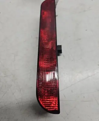 Audi A4 S4 B5 8D Third/center stoplight 0996400