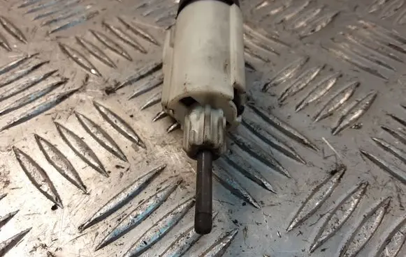 Clutch pedal sensor