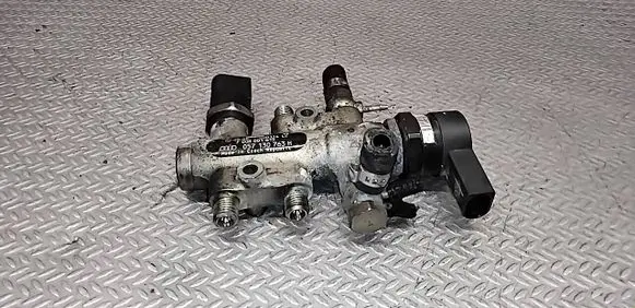 Audi A8 S8 D3 4E Fuel main line pipe 057130763H 0281002665