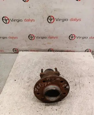 Opel Zafira A Rear wheel hub