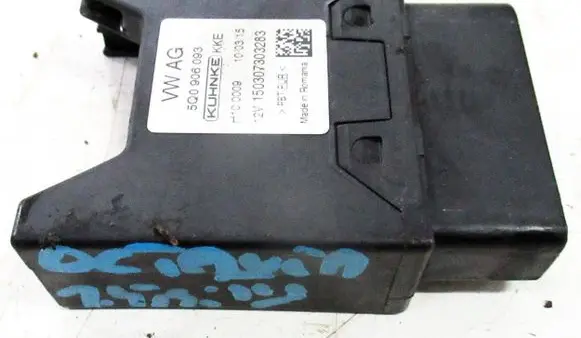 Skoda Octavia Mk3 (5E) Fuel injection pump control unit/module 5Q0906093 H100009 150307303283