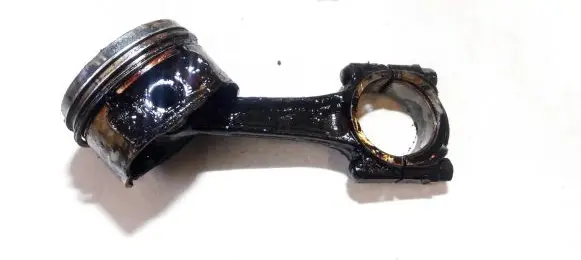 Citroen Xsara Picasso Piston with connecting rod