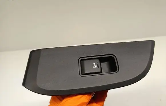 Subaru Outback (BS) Electric window control switch 94263AL05A