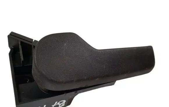Volkswagen PASSAT B7 Engine bonnet (hood) release handle 1K1823633