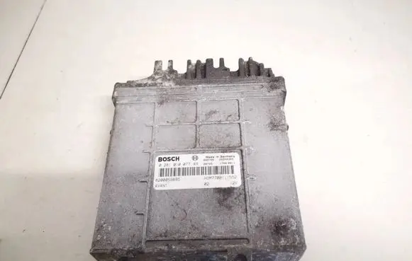 Renault Scenic I Engine control unit/module 0281010077 8200059885