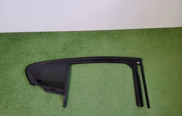 Ford Focus Rubber seal loading door JX7BA25824A
