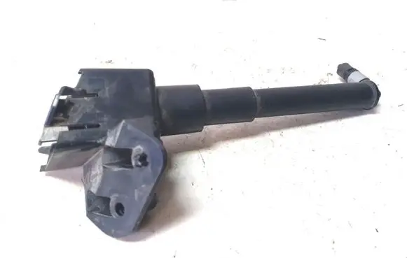 Toyota Avensis T270 Headlight washer spray nozzle 8520705050