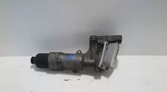 Mercedes-Benz C W203 Oil filter mounting bracket A2711800610