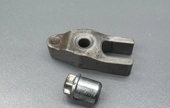 Honda Accord Fuel Injector clamp holder 