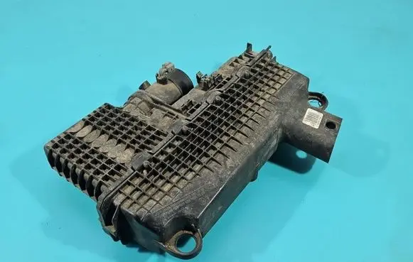 Renault Twingo II Air filter box 8200977794 IMPRK1531627