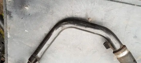 Audi A6 S6 C4 4A Engine coolant pipe/hose 4A0121075G