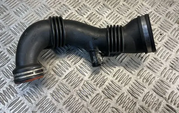 Citroen Xsara Picasso Intercooler hose/pipe 9687883680