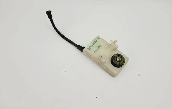 Citroen Berlingo Brake fluid reservoir 13111