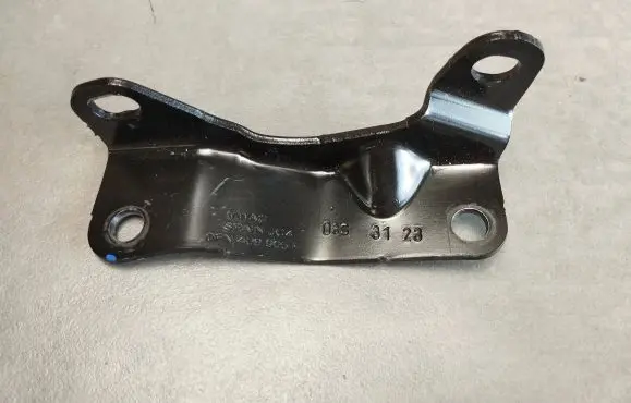 Audi A3 8Y Driveshaft support bearing bracket 0FN409905F