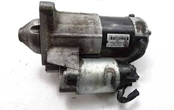 Nissan Juke I F15 Starter motor M000T87881 8200584675B G112