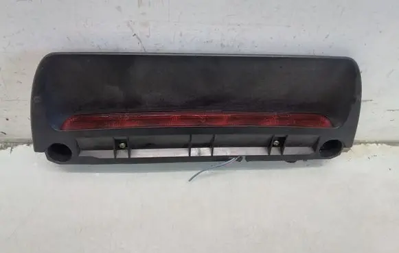 Citroen C5 Third/center stoplight