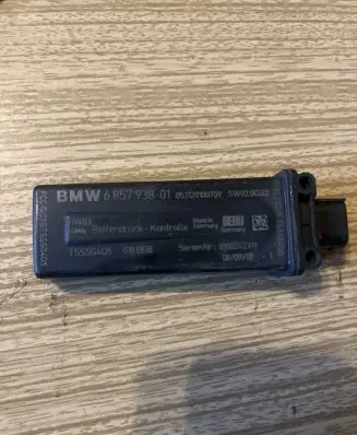 BMW X3 F25 Tire pressure sensor 6857938
