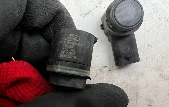 Ford Grand C-MAX Parking PDC sensor CJ5T15K859AE