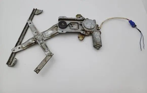 Subaru Forester SF Rear door window regulator with motor 