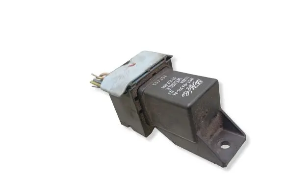 Citroen C4 I Glow plug pre-heat relay 3M5T12A343AA