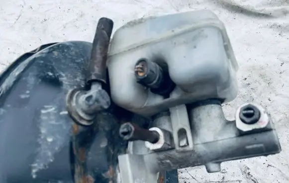 Opel Zafira A Master brake cylinder 5571