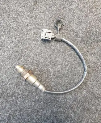 Mercedes-Benz GLA W156 Lambda probe sensor A0075426318 0258030007
