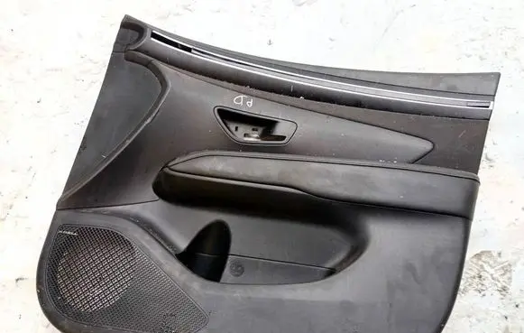 Hyundai Tucson IV NX4 Front door card panel trim 82386N7010