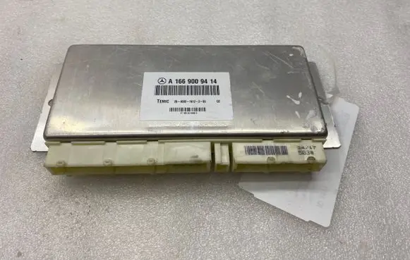 Mercedes-Benz GLS X166 Suspension control unit/module A1669009414