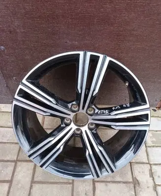 Volvo XC60 R19 alloy rim 