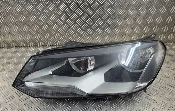 Volkswagen Touareg II Headlight/headlamp 7P2941005