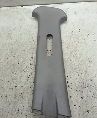 (B) pillar trim (top)