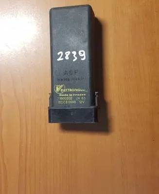 Peugeot 405 Other control units/modules 73800202