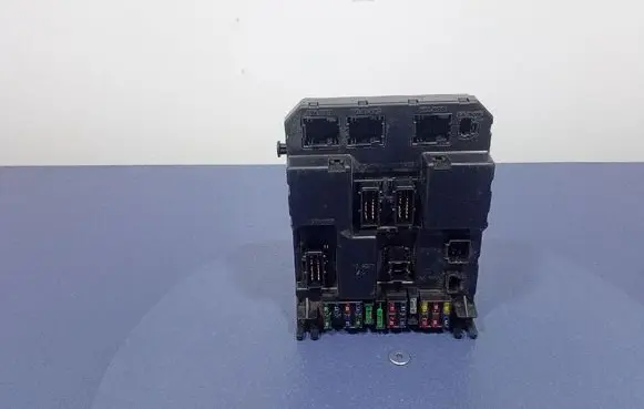 Peugeot 307 Fuse box set 9651197580